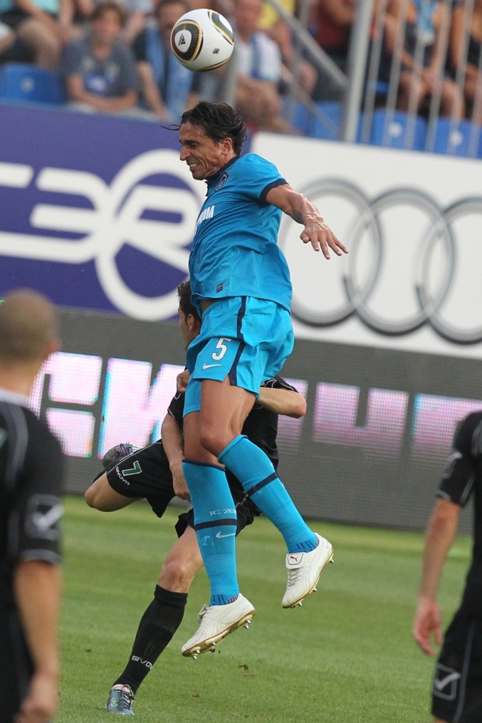 Лига Чемпионов 2010/2011 УЕФА 2010, Зенит—Униря