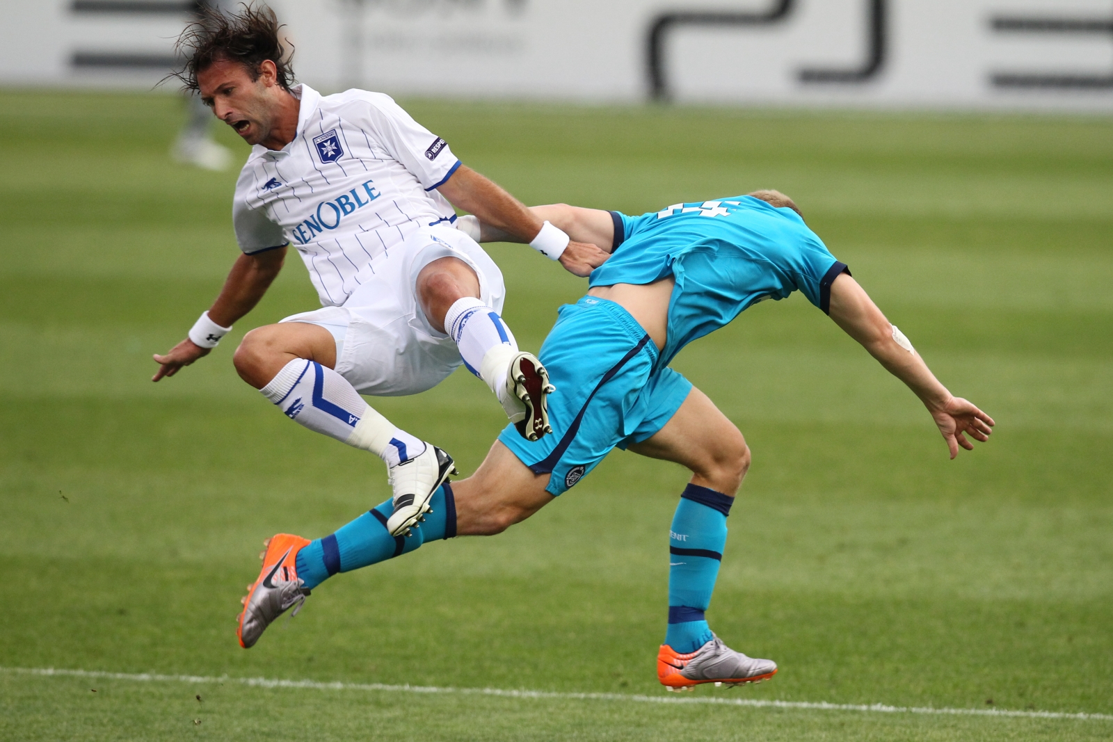 Лига чемпионов 2010/11, Плей-офф,  «Зенит» — «Осер»