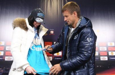 Лига Европы  УЕФА 2010.Зенит— АЕК. Матч—Тур с Сергеем Семаком