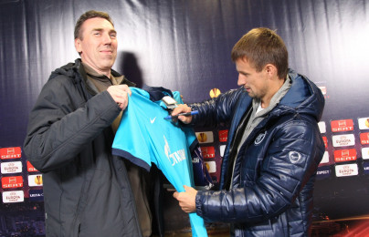 Лига Европы  УЕФА 2010.Зенит— АЕК. Матч—Тур с Сергеем Семаком