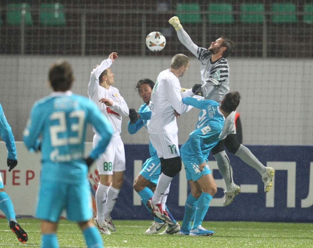 Кубок России 2010/2011, Матч 1/8, Анжи—Зенит