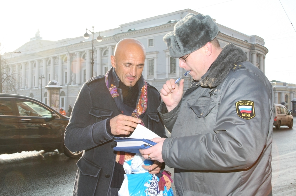 NIKE FOOTBALL Представляет форму «ЗЕНИТА» 2011—2012«Зенита» на матче Зенит — Янг Бойз