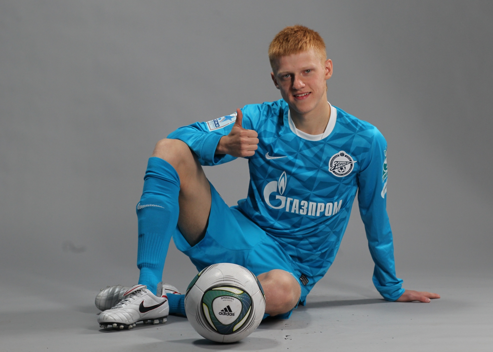 Ежегодная фотосессия молдежного состава ФК «Зенит», сезона 2011