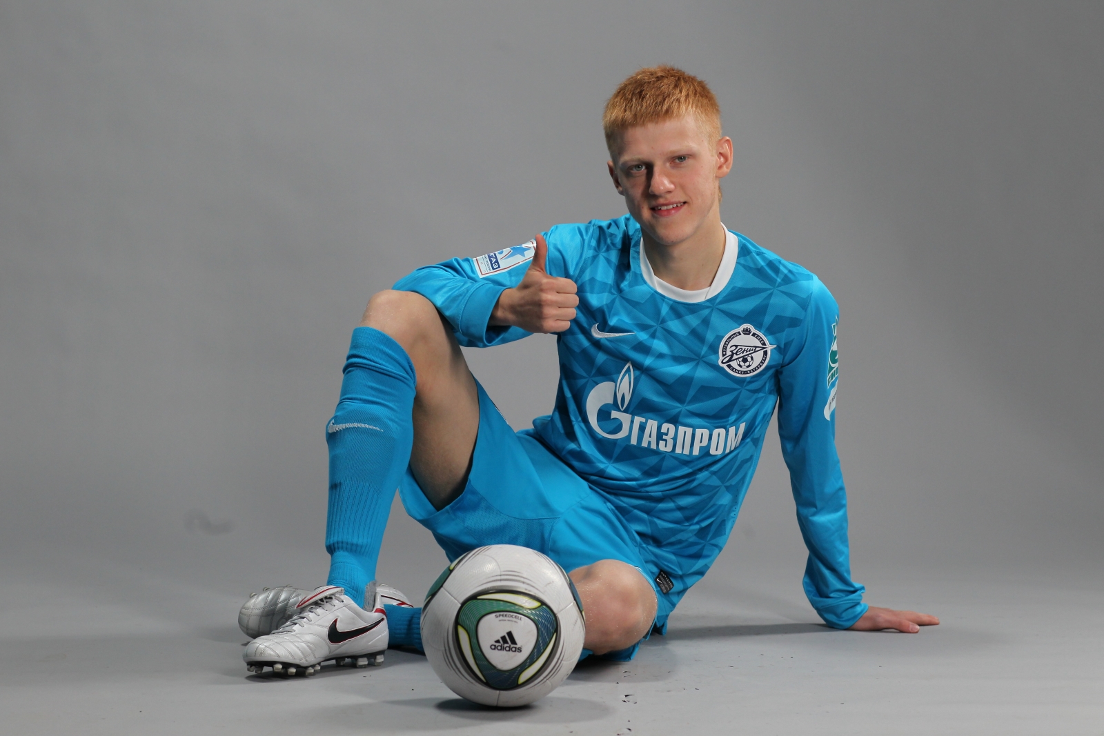 Ежегодная фотосессия молдежного состава ФК «Зенит», сезона 2011