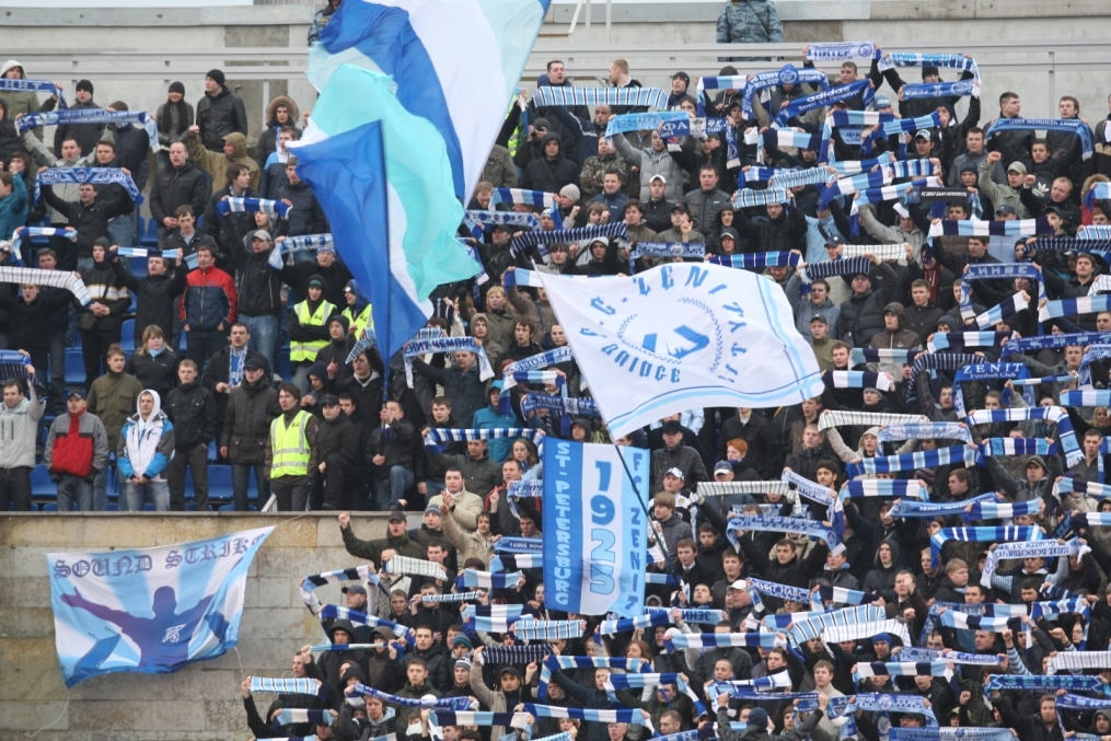 КР, 1/4, Зенит—Волга