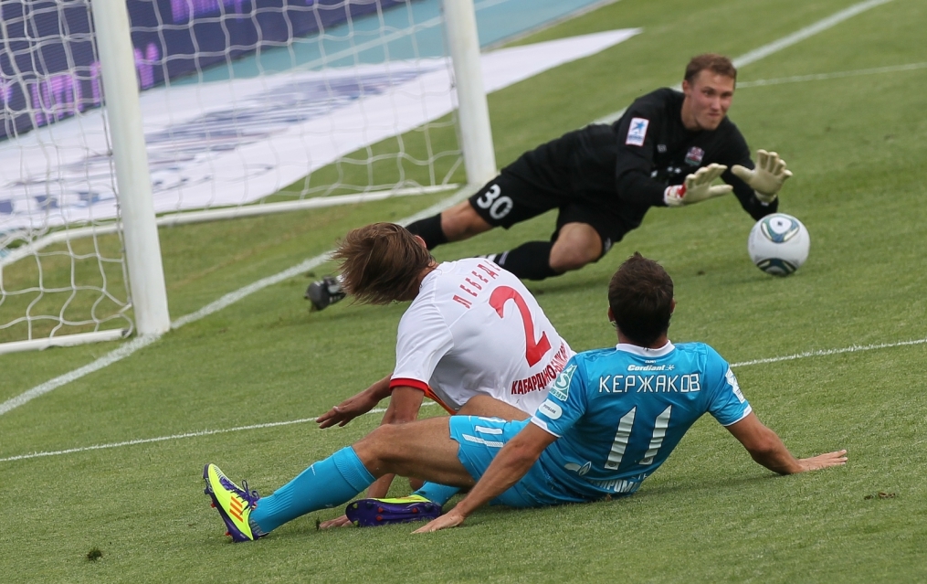 Чемпионат России 20112012, Зенит—Спартак (Нальчик)