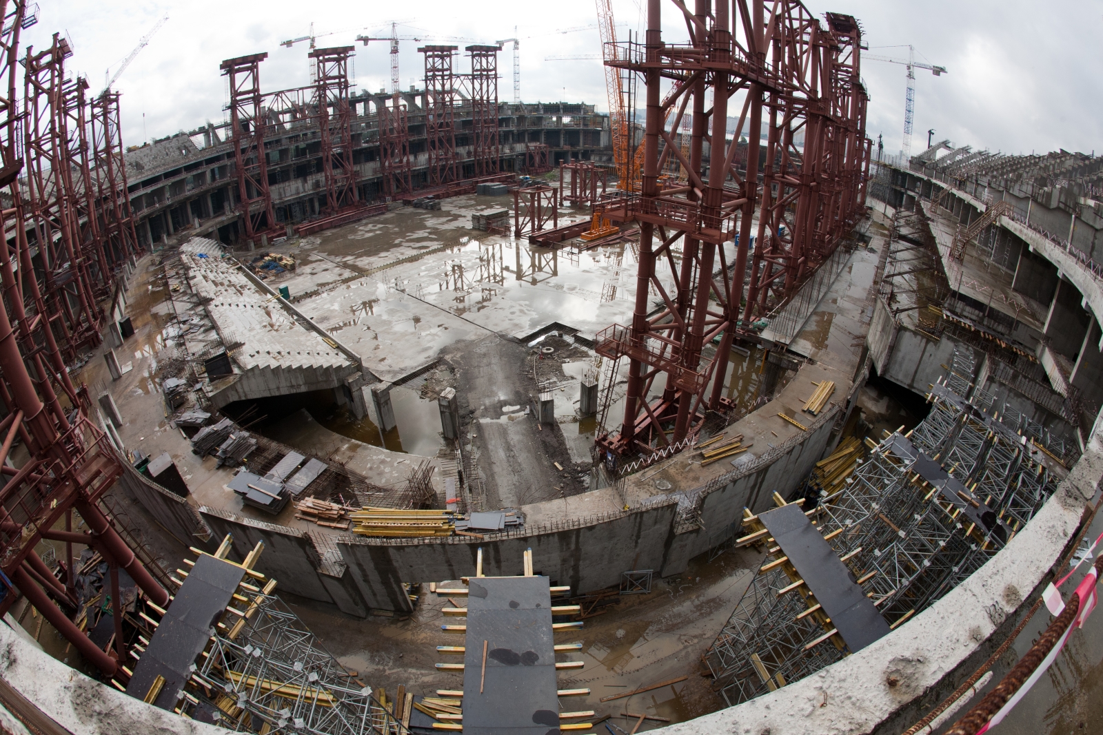 Строительство нового стадиона «Газпром — Арена»