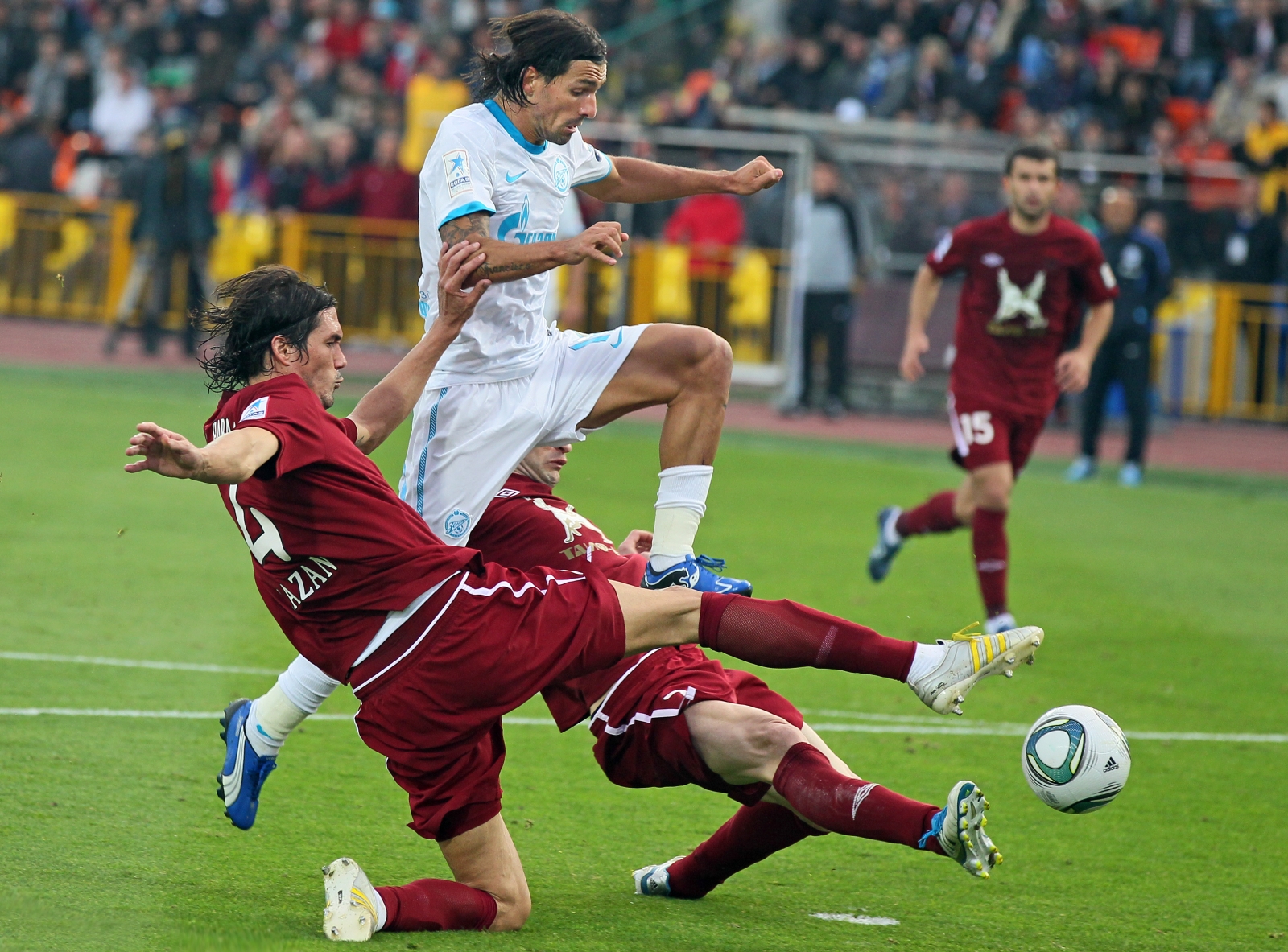 Чемпионат России 2011/12, матч Локомотив—Зенит