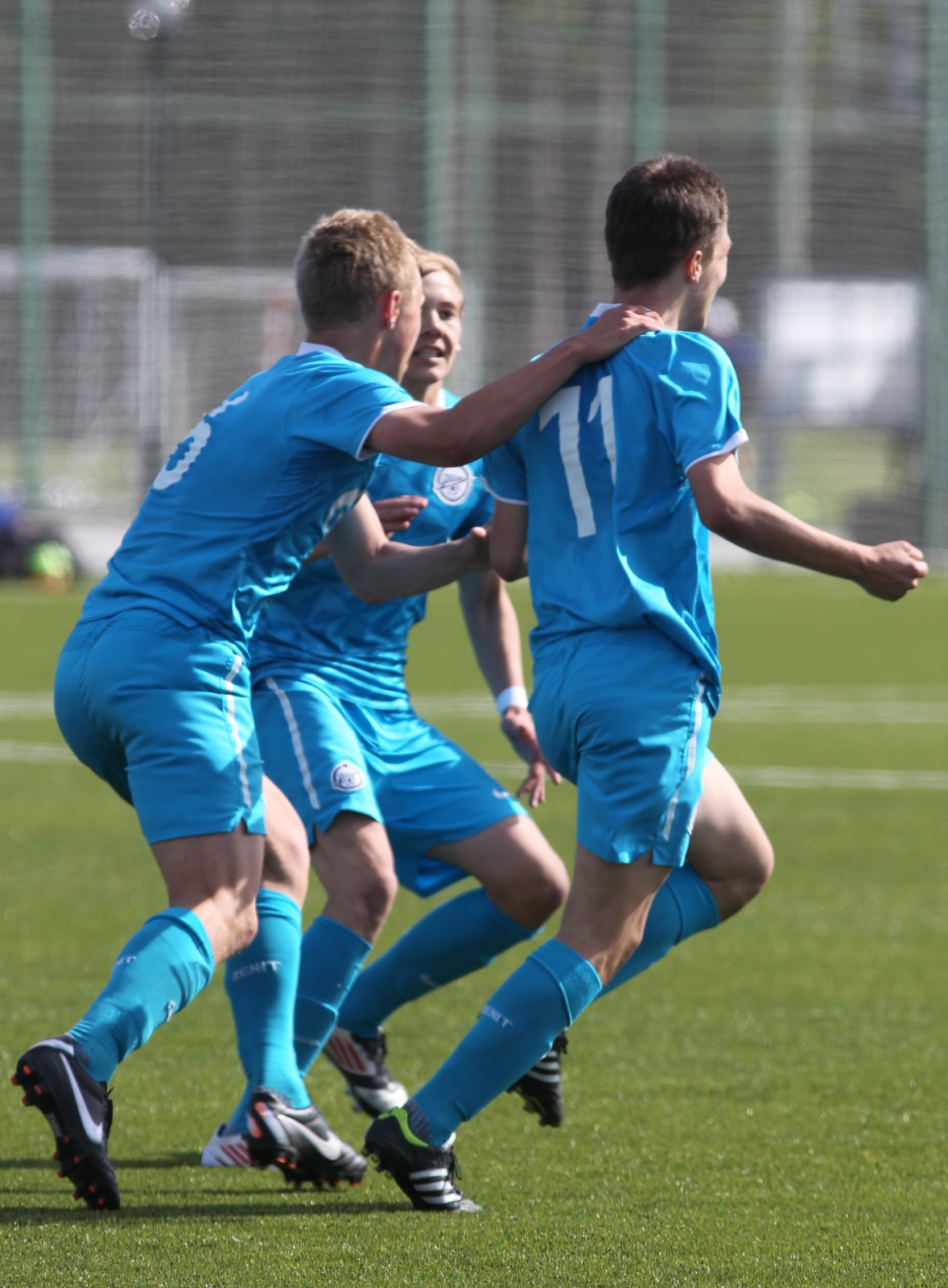 Первый юношеский турнир по футболу на Кубок Дмитрия Бесова. Матч Зенит U16 — Локомотив U16