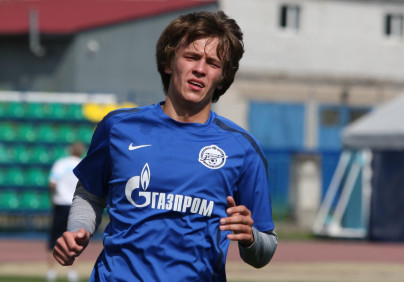 Первая тренировка футболистов молодежного состава в сезоне 2012—13