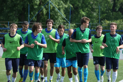 Первая тренировка футболистов молодежного состава в сезоне 2012—13