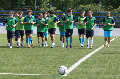 Первая тренировка футболистов молодежного состава в сезоне 2012—13
