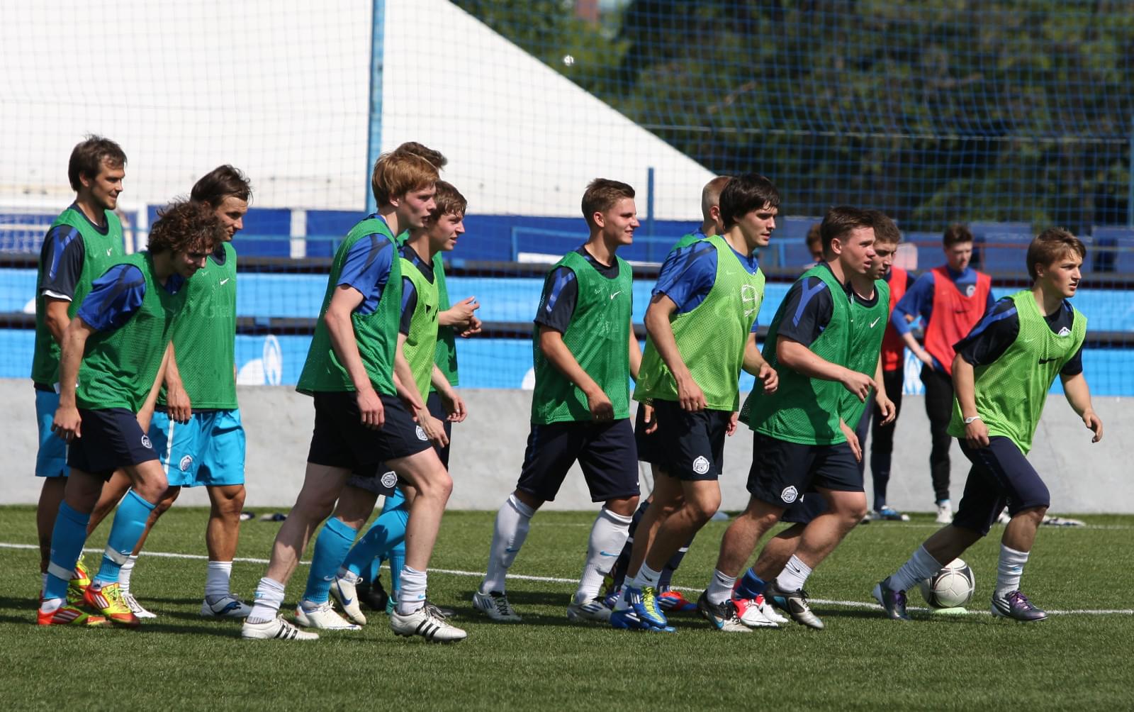 Первая тренировка футболистов молодежного состава в сезоне 2012—13