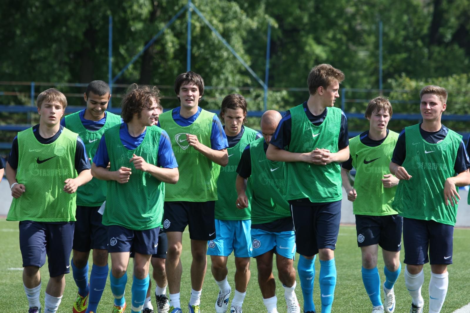 Первая тренировка футболистов молодежного состава в сезоне 2012—13