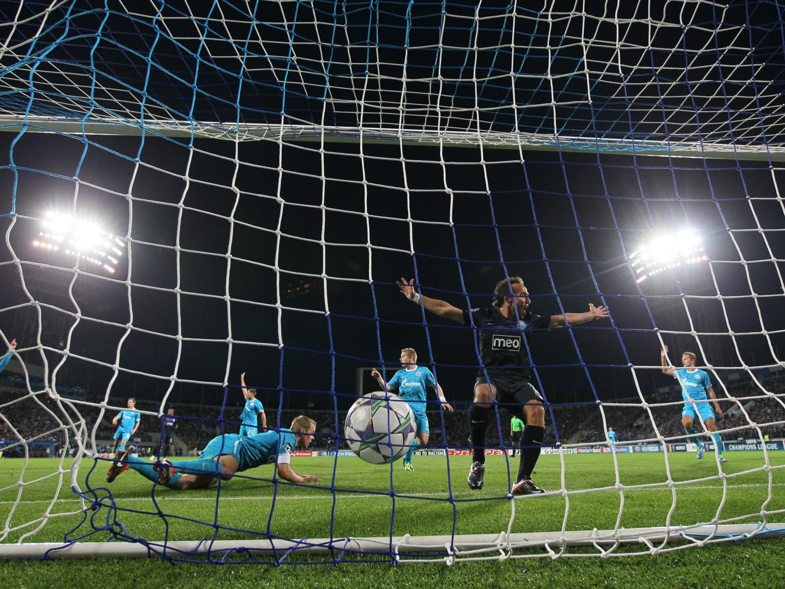 Лига Чемпионов УЕФА 2011/2012, Гр. этап, 2-й тур, Зенит — Порту