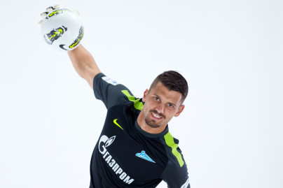 Фотосессия футболиста основного состава ФК «Зенит» сезона  2013/2014