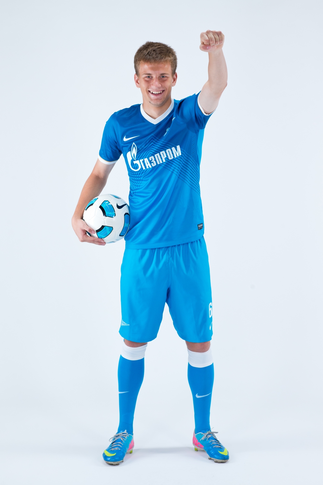 Фотосессия футболиста основного состава ФК «Зенит» сезона 2013/2014
