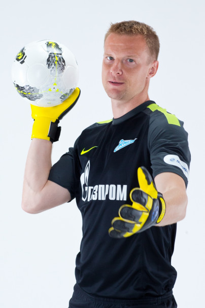 Фотосессия футболиста основного состава ФК «Зенит» сезона  2013/2014
