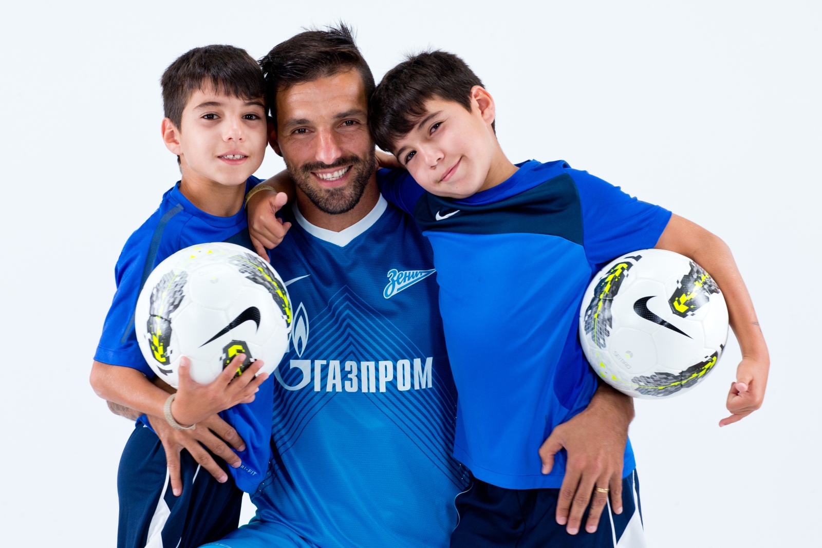 Фотосессия футболиста основного состава ФК «Зенит» сезона 2013/2014