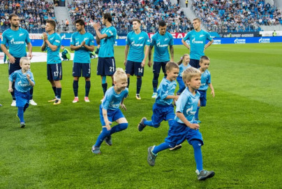 РОСГОССТРАХ-Чемпионат России 2017/2018, 6-й тур, «Зенит» — «Ахмат»