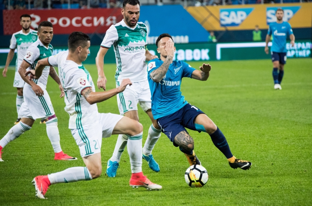 РОСГОССТРАХ-Чемпионат России 2017/2018, 6-й тур, «Зенит» — «Ахмат»