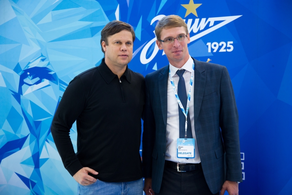 Автограф-сессия Владислава Радимова