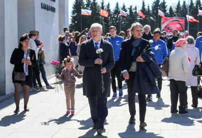 «Зенит» на Пискаревском мемориале