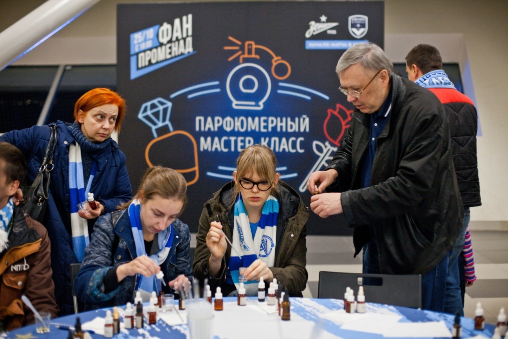 Фан-променад на матче Лиги Европы УЕФА 2018/19, «Зенит» — «Бордо»