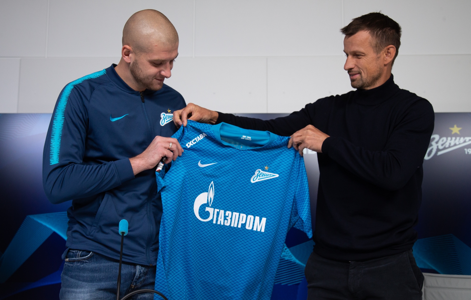 Представление Ярослава Ракицкого, нового игрока ФК «Зенит»