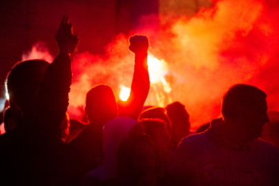 «Зенит» празднует победу в  аэропорту «Пулково» после матча «Краснодар» — «Зенит»