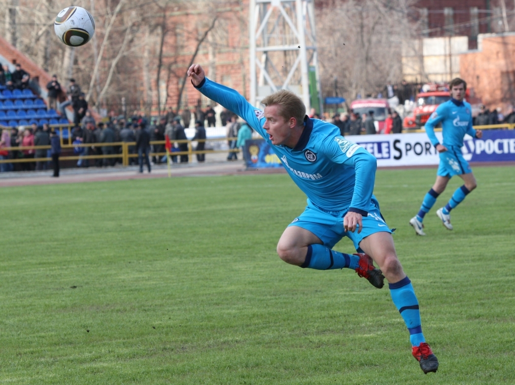 ЧР 2010. Матч ФК «Томск» — ФК «Зенит». 0:0
