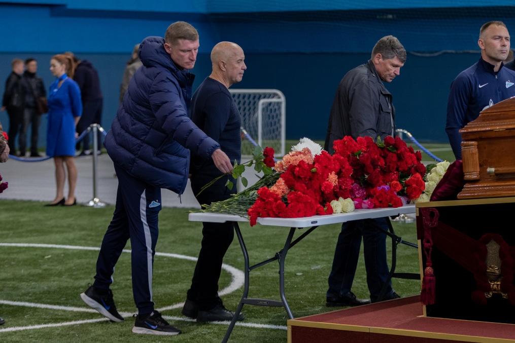 В «Газпром»-Академии простились с основателем футбольной школы «Смена» Дмитрием Николаевичем Бесовым.