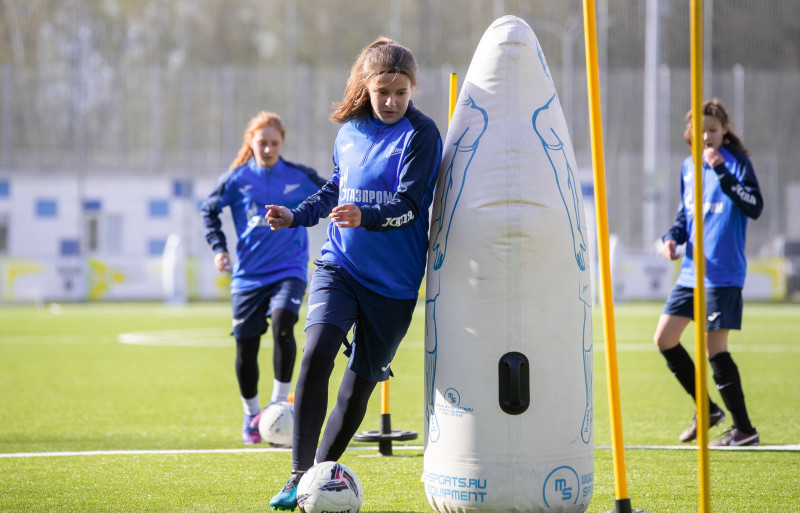 Тренировка женской команды U-16 перед выездом на турнир в Екатеринбург