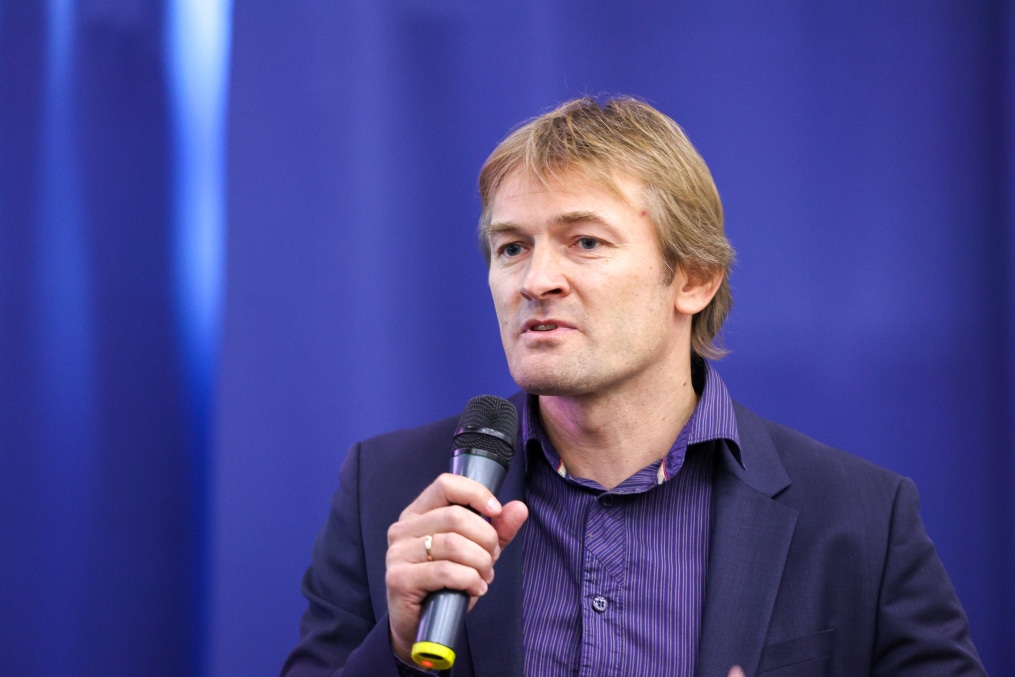 Иван Шабаров — старший тренер молодежной сборной России по футболу