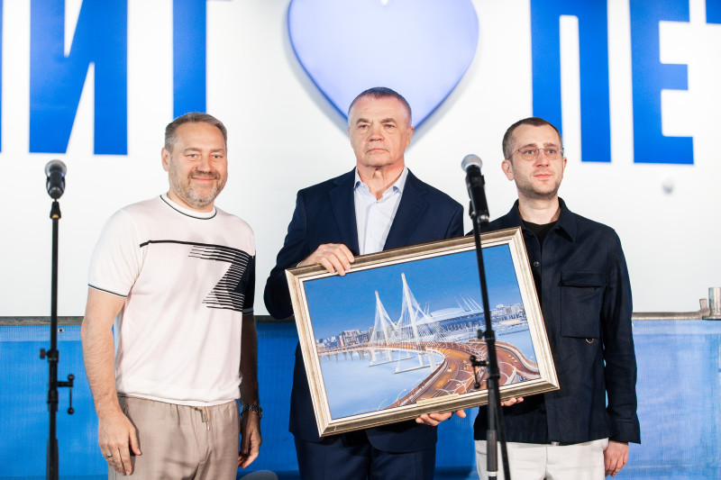 Выставка «Зенит. Петербург. 100 лет вместе»