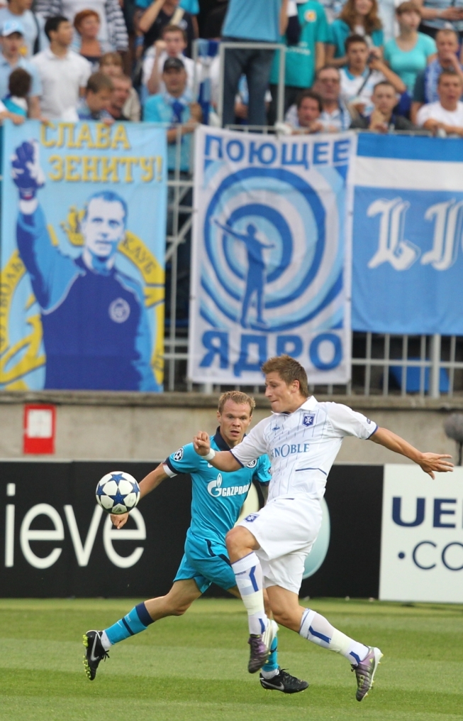 Лига чемпионов 2010/11, Плей-офф,  «Зенит» — «Осер»