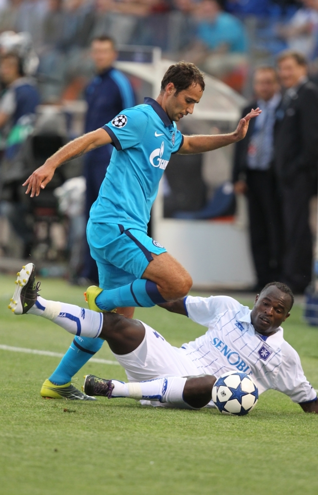 Лига чемпионов 2010/11, Плей-офф,  «Зенит» — «Осер»