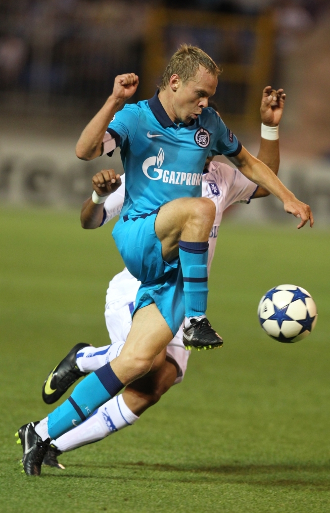 Лига чемпионов 2010/11, Плей-офф,  «Зенит» — «Осер»