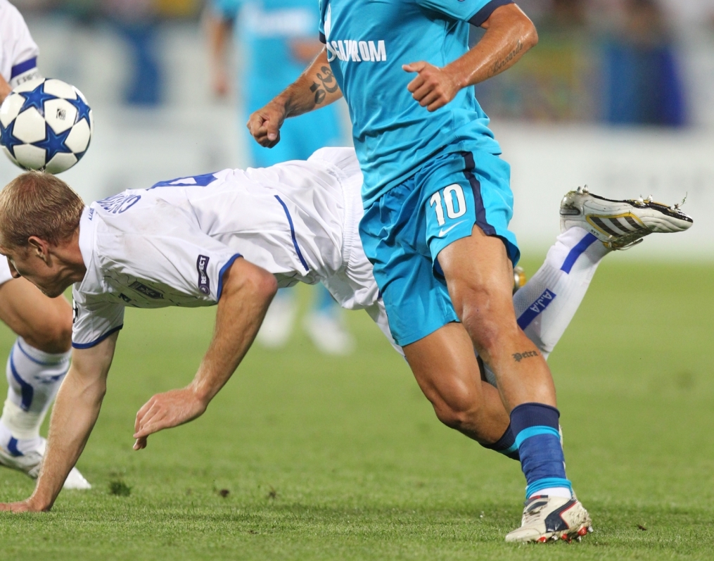 Лига чемпионов УЕФА 2010/2010. Плей—офф Осер—Зенит