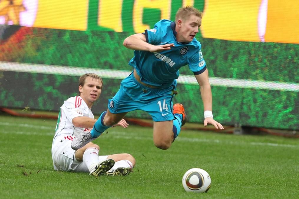 Чемпионат России 2010 года,19 тур. Футбольный матч Локомотив(М) 