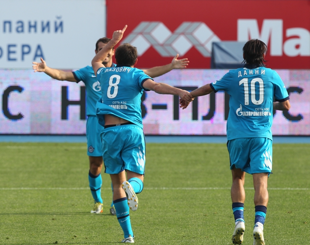 Футбольный матч Чемпионата России 2010 года, 22 тур. Матч Зенит—Сатурн