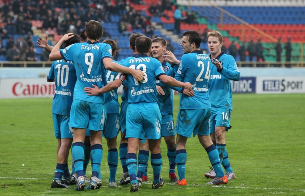 Чемпионат России 2010 года, 25 тур, футбольный матч Анжи—Зенит