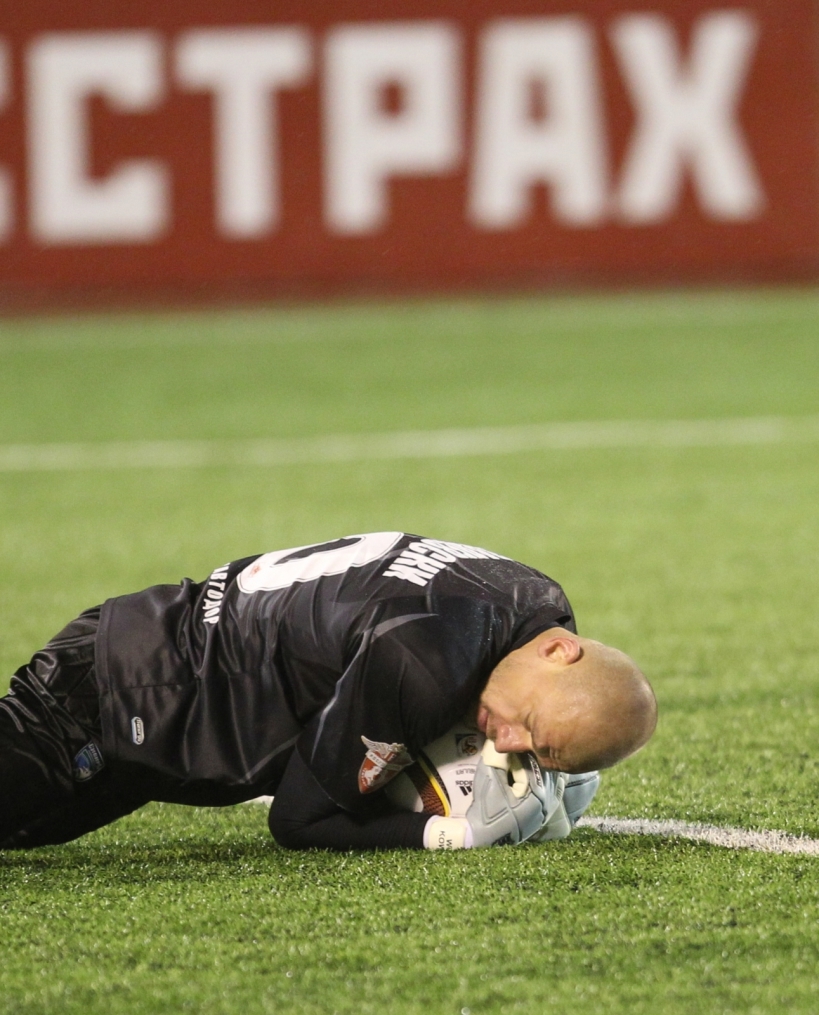 Чемпионат России 2010. 27 тур, Футбольный матч Сибирь—Зенит