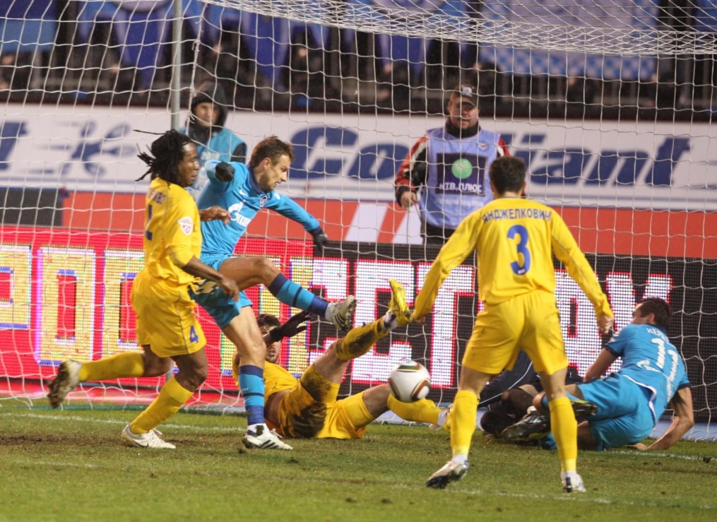 Чемпионат России 2010 года. 28 тур, матч Зенит — Ростов