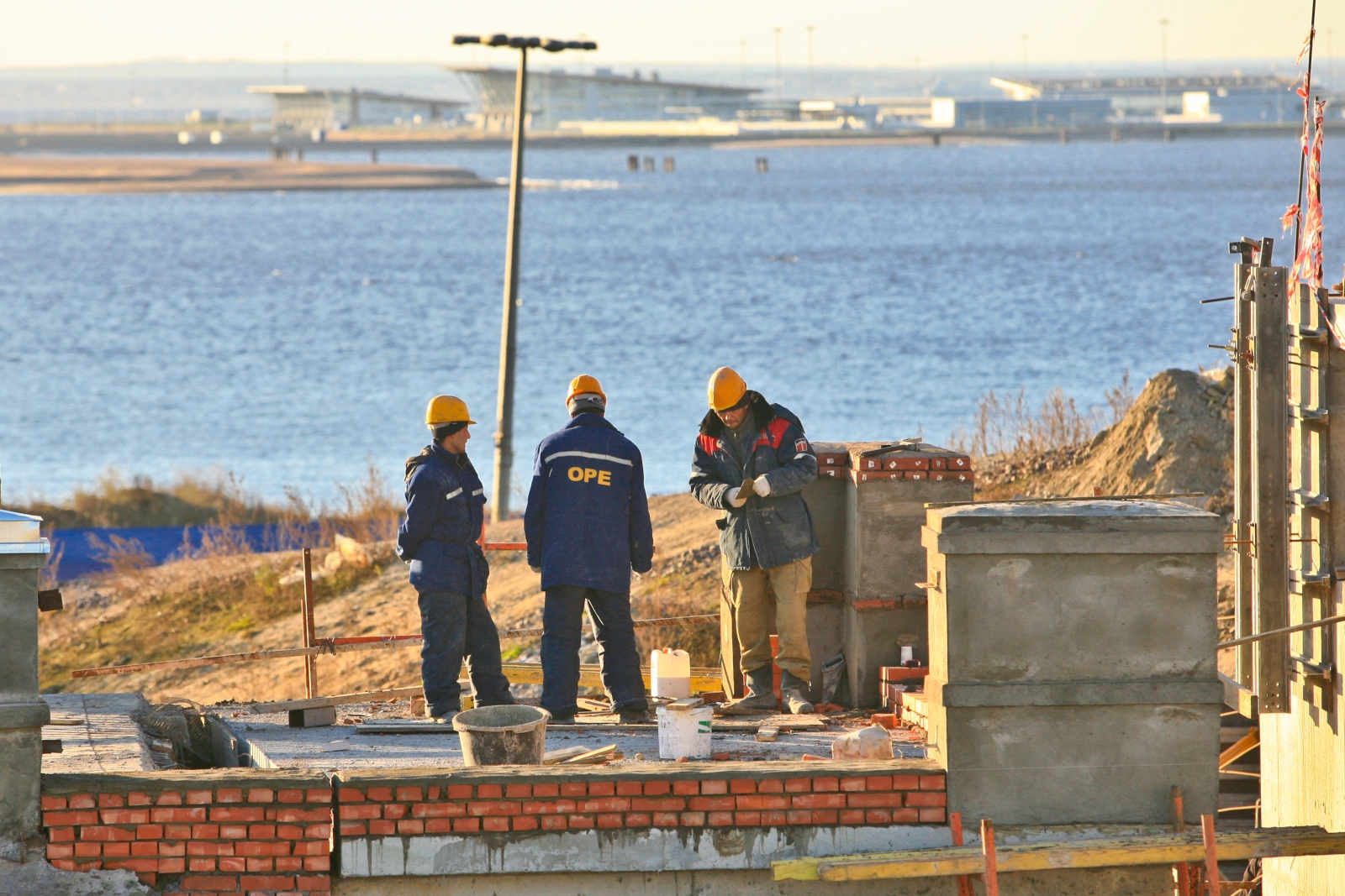 Строительство нового стадиона «Газпром — Арена»