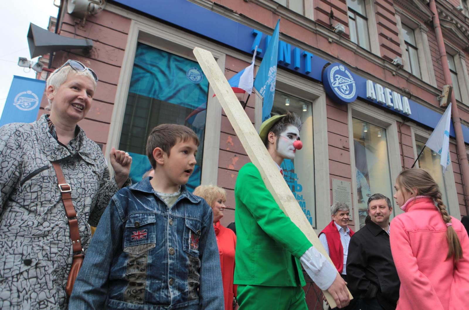 «Зенит» принял участие в «Петровских гуляниях»