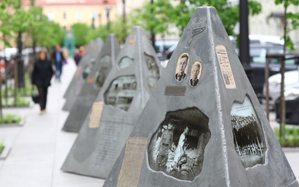 ФК «Зенит» открыл выставку, посвященную блокадному матчу 1942 года