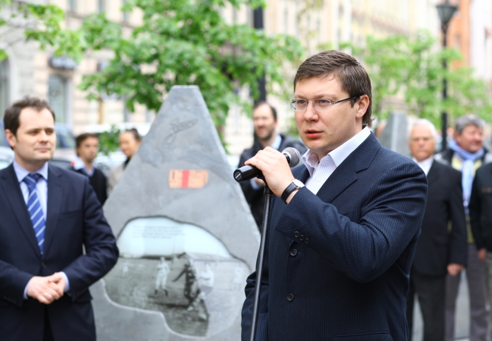 ФК «Зенит» открыл выставку, посвященную блокадному матчу 1942 года