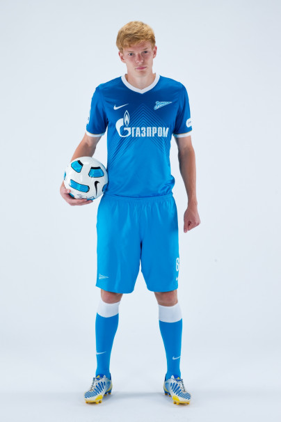 Фотосессия футболиста основного состава ФК «Зенит» сезона  2013/2014