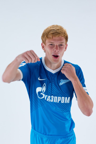 Фотосессия футболиста основного состава ФК «Зенит» сезона  2013/2014